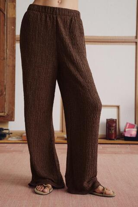 ZARA БРЮКИ С ЭФФЕКТОМ МЯТОЙ ТКАНИ, КОРИЧНЕВЫЙ