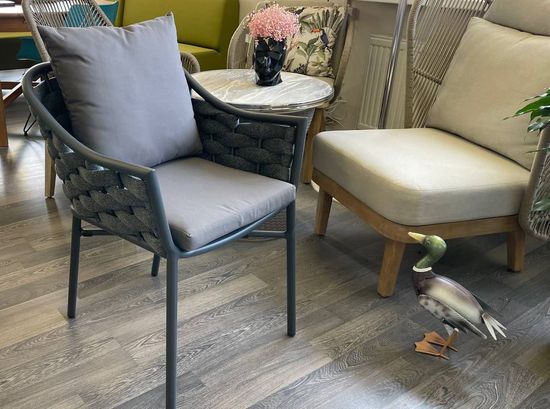 Кресло уличное плетеное с подушками Torino серое