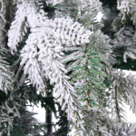 Ёлка «Сибирская вьюга» 210 см, ПВХ, резина (900 веток)