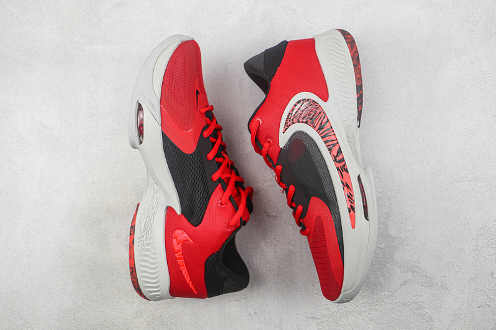 Nike Zoom Freak 4  University Red