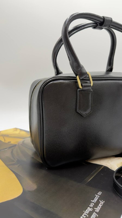 Сумка женская натуральная кожа артикул 628-31 цвет "чёрный"