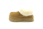 UGG Platform Slipper Chestnut