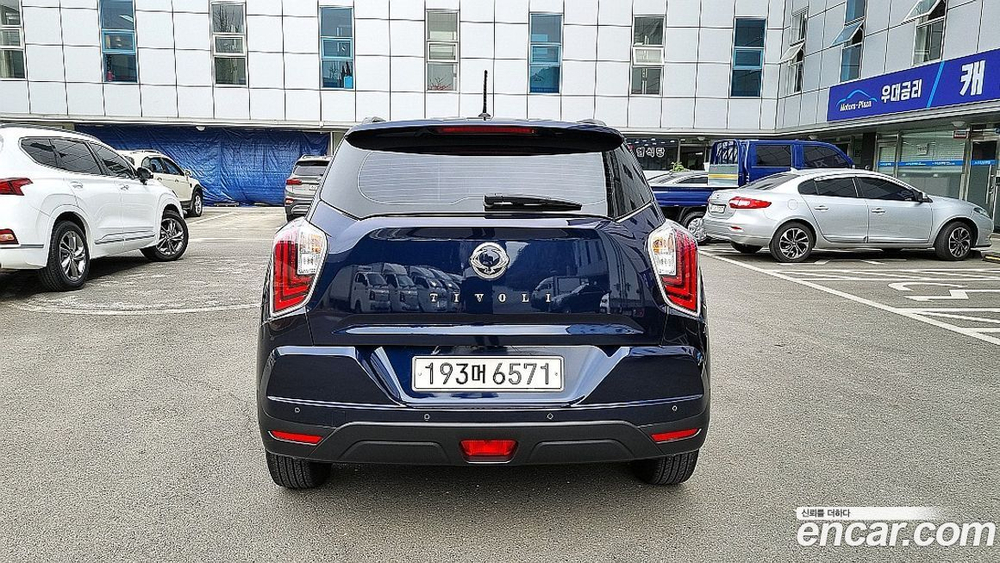 KG Mobility (Ssangyong) Very New Tivoli Дизель 1.6 2WD (08.2019)