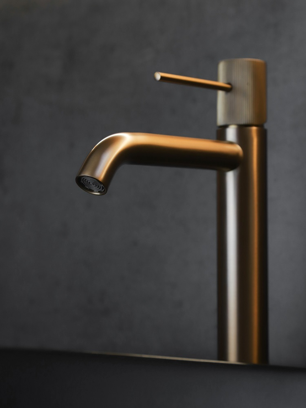 Смеситель для раковины AltroBagno Bilancia 010229 BC