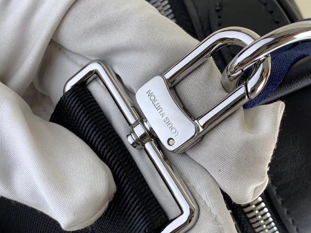 Сумка Louis Vuitton