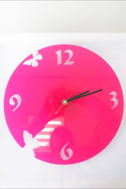 Часы настенные яркие, новые