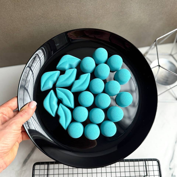 125 | Форма для шоколадных конфет &quot;Губы&quot; (275*135 мм)