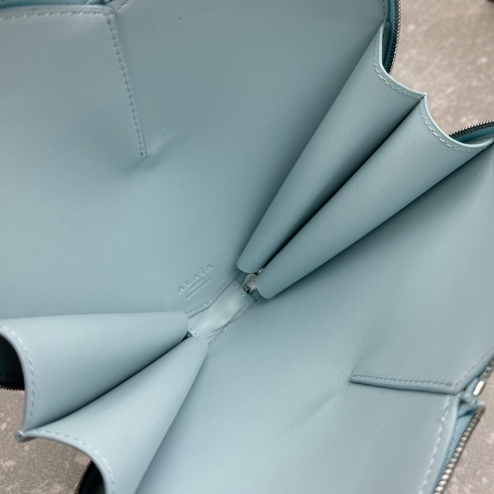 Alaia Le Coeur Bag