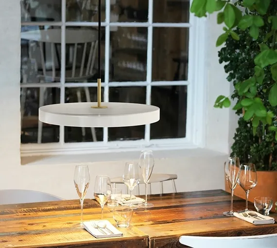 Подвесной светильник Umage Asteria Medium, Ø43х14 см, жемчужный белый