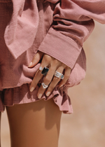 Кольцо «Мозаик» раф прямоугольный с ониксом и ромбом белый циркон