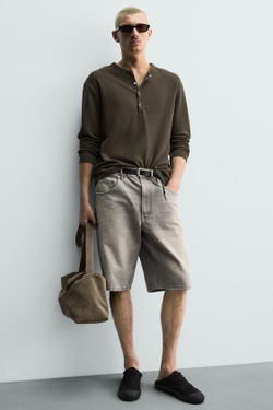 ZARA ДЖИНСОВЫЕ ШОРТЫ BAGGY FIT С БРЫЗГАМИ, БЕЖЕВЫЙ
