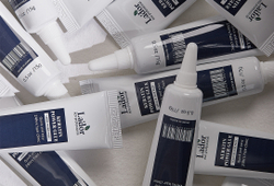 Lador Сыворотка-клей для посечённых кончиков волос Lador Keratin Power Glue (15 мл)