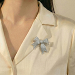 Брошь Fiore Luna Бантик Zircon XR00397B1 BW/S