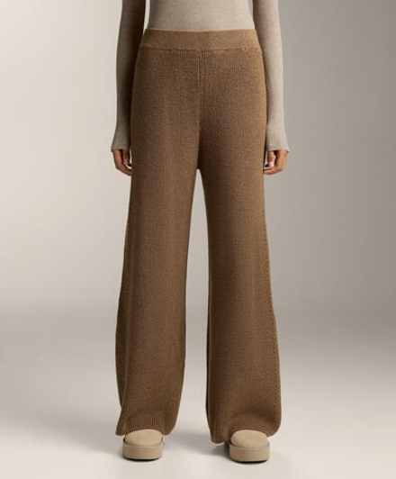 OYSHO Прямые вязаные брюки, карамельный