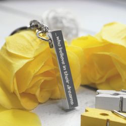 Серебряный брелок Брусок с гравировкой на заказ