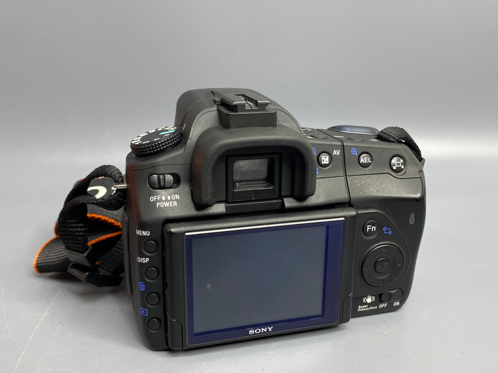Sony A350 Kit 18-70mm