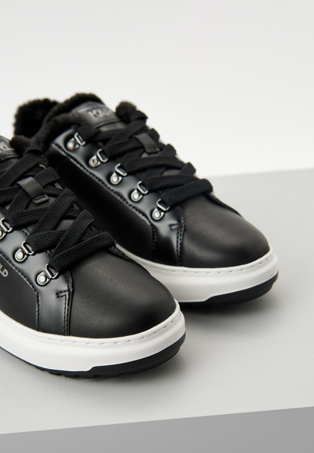 Кроссовки женские Karl Lagerfeld KAPRI