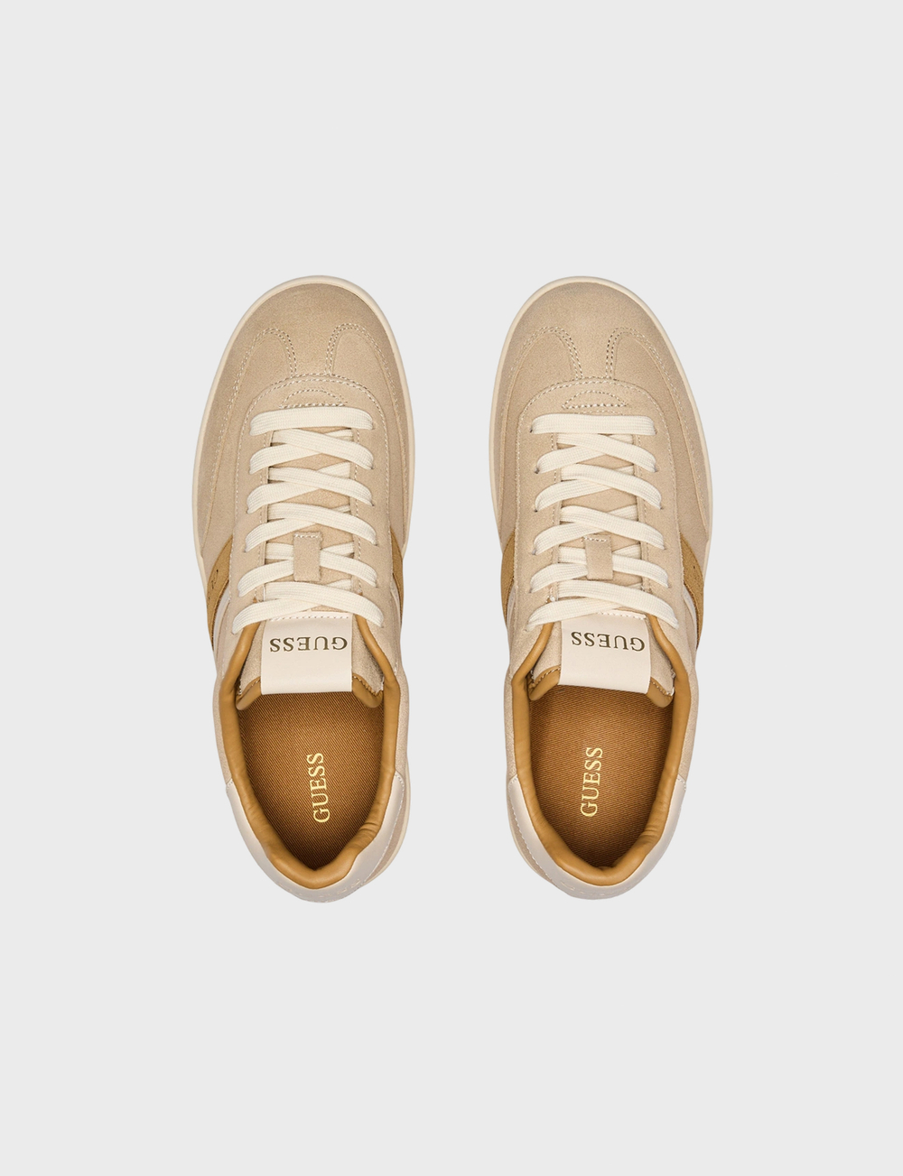 Кроссовки GUESS