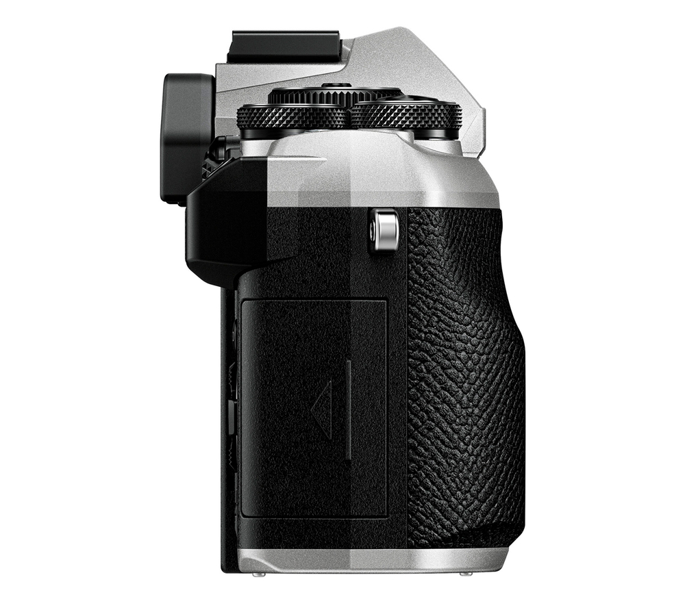 Беззеркальный фотоаппарат OM System OM-5 Mark II Kit 12-45mm f/4 PRO серебристый