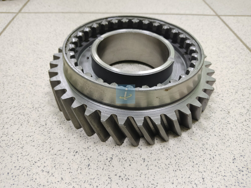 Шестерня 3-ей передачи втор. вала 236-1701131