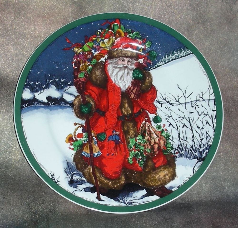 Тарелка новогодняя. Фарфор. Father Christmas. Royal Norfolk. Англия