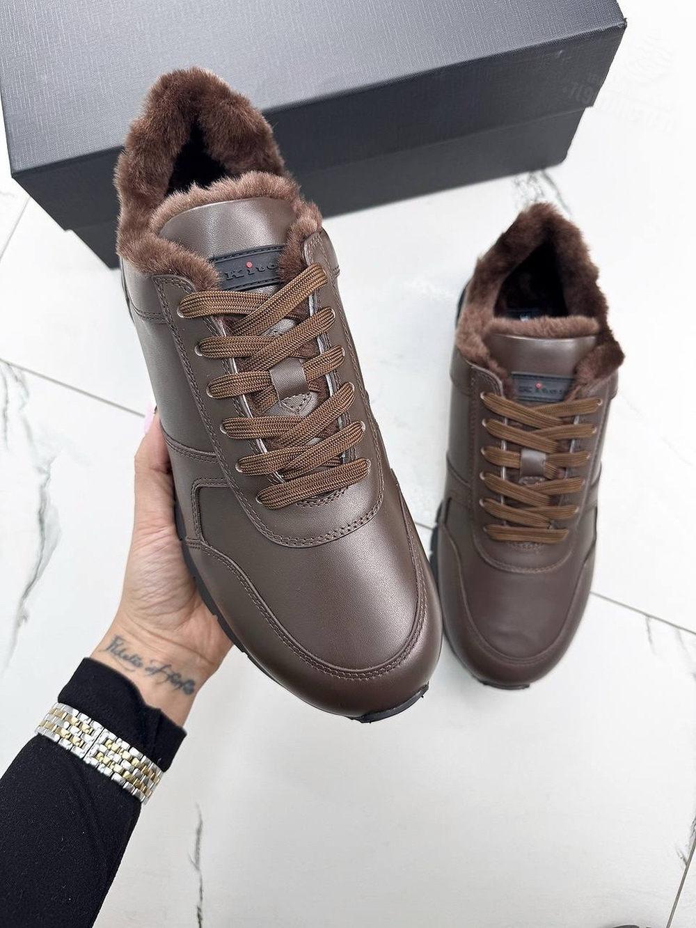 Кроссовки Kiton