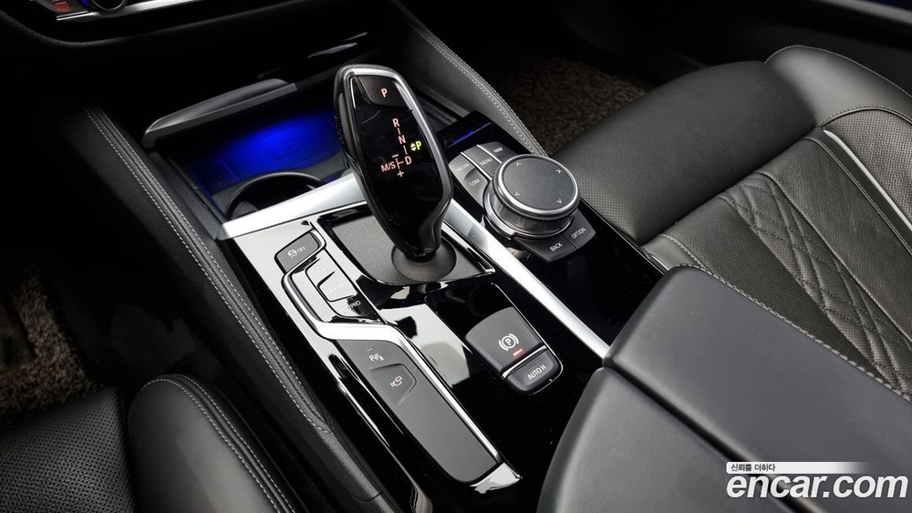 BMW 5 Series (G30) 530i M Sports Plus (08.2019)