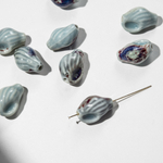 Бусина в форме морской ракушки, 14,6*21мм, сине-бордово-голубая, глазурированный фарфор