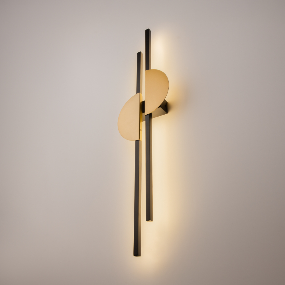 Настенный светильник (бра) Maytoni MOD179WL-L22BS4K1