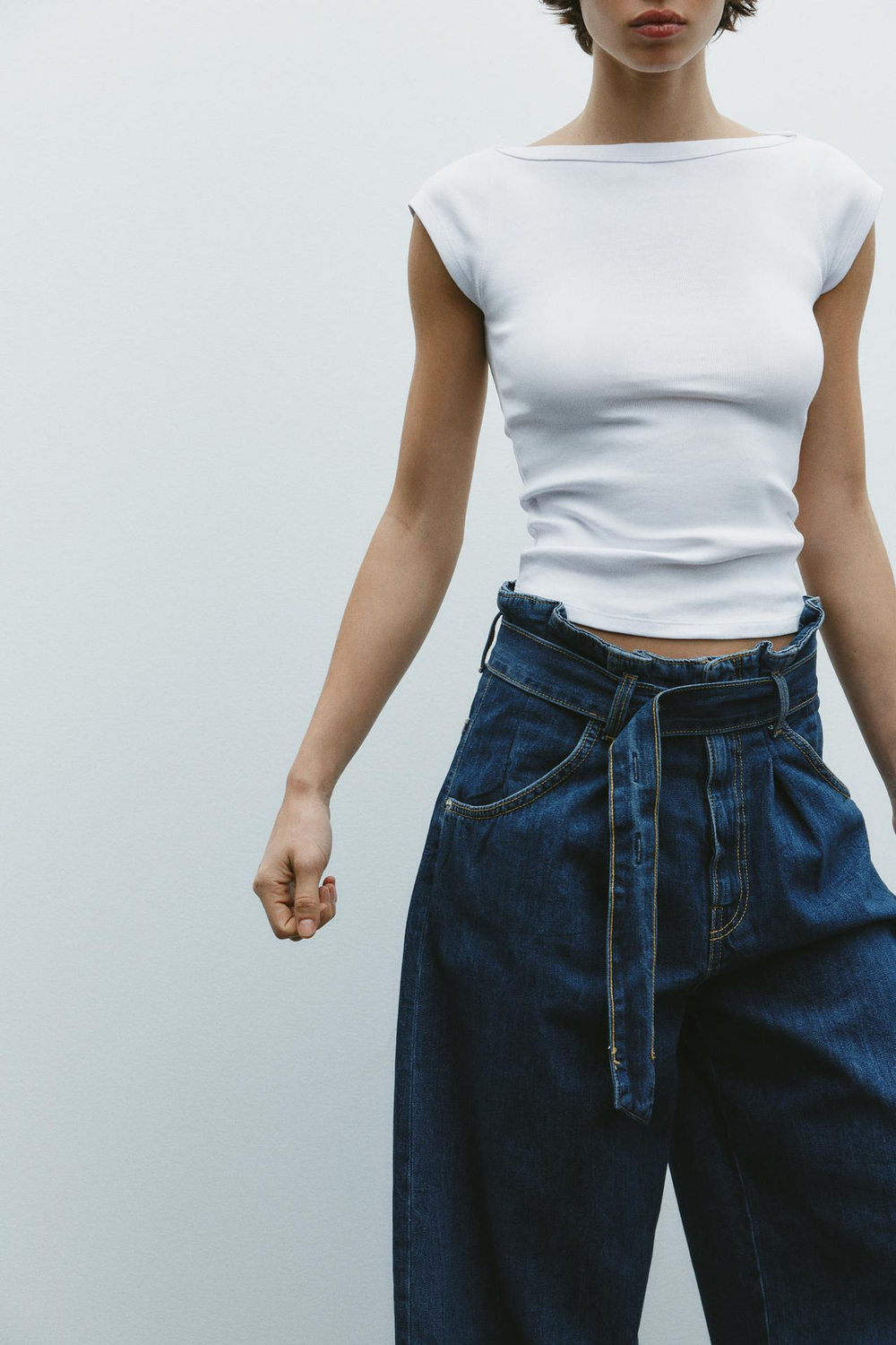 ZARA ФУТБОЛКА С ВЫРЕЗОМ-ЛОДОЧКОЙ, БЕЛЫЙ