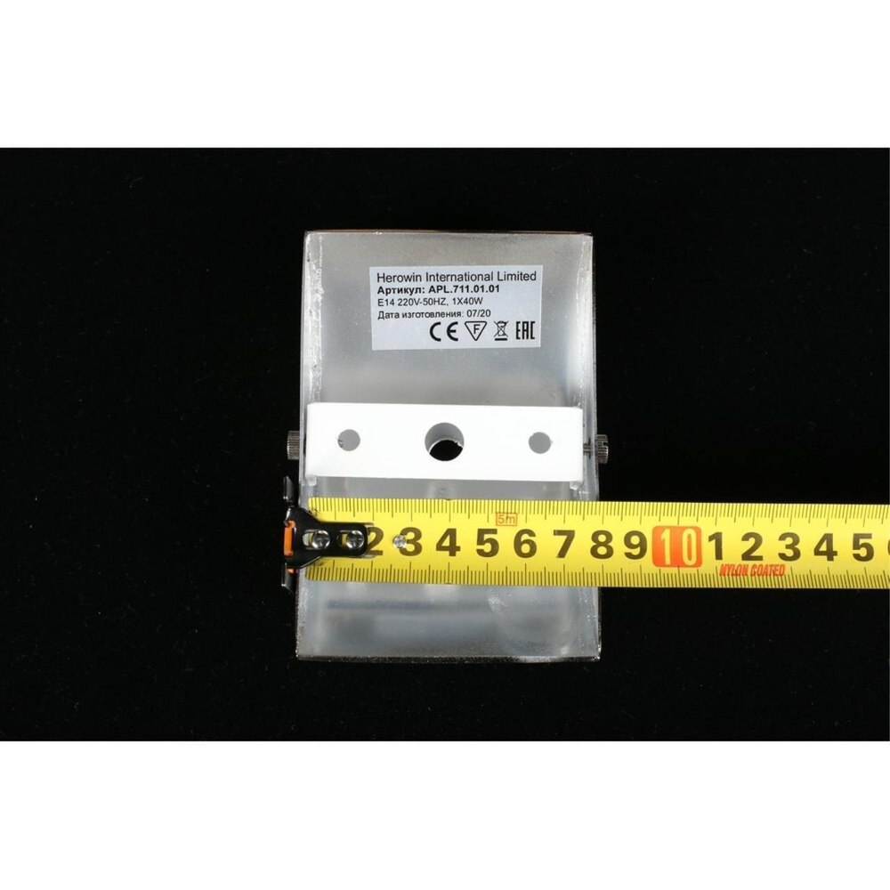 Настенный светильник Aployt Lyusi APL.711.01.01