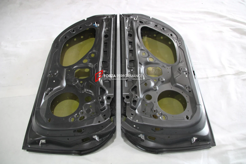 Карбоновые двери для PORSCHE 911 992 CARRERA S / GTS / TURBO / GT3