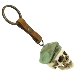 Брелок Череп в берете (107)