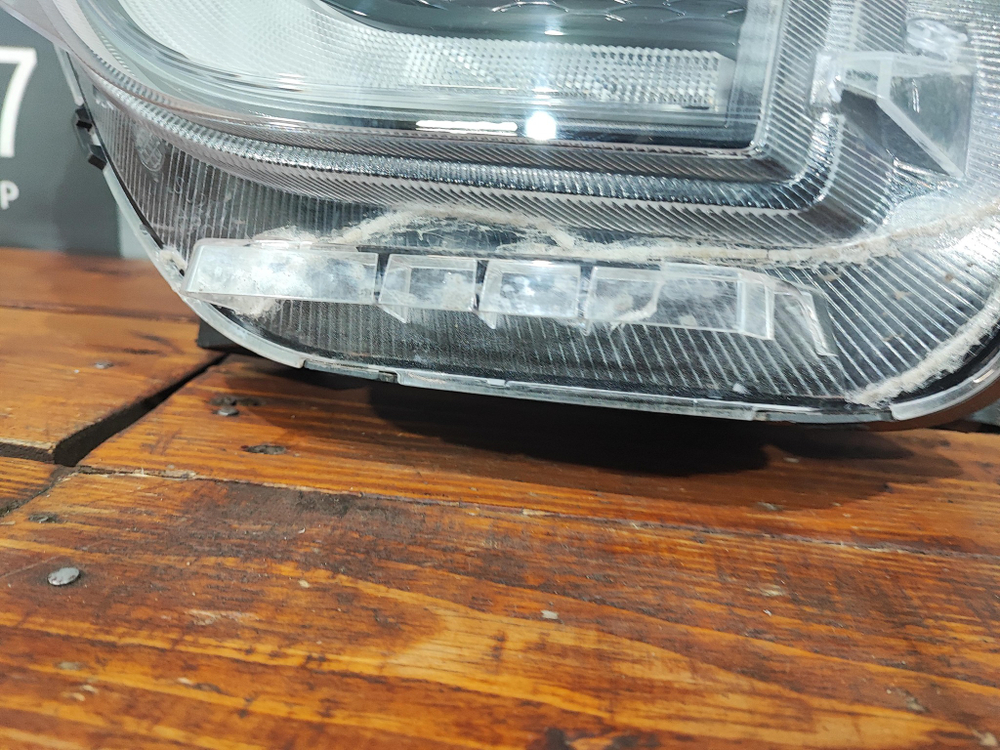 Фара левая галоген Hyundai Creta 2 (SU2) 21-нв Б/У Оригинал 92101BW010