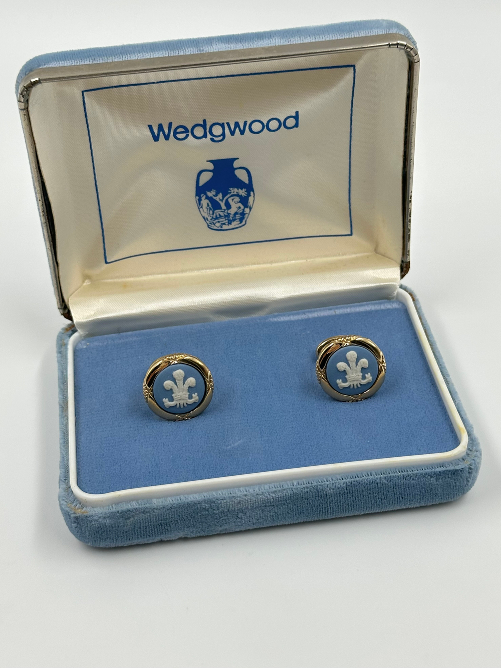 Запонки Wedgwood