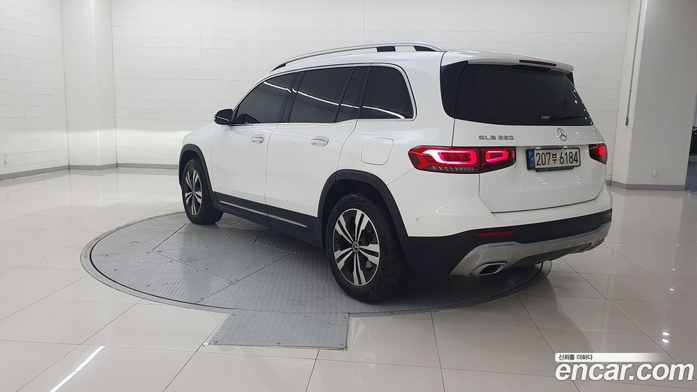 Mercedes-Benz GLB-Class X247 GLB220 (06.2021)