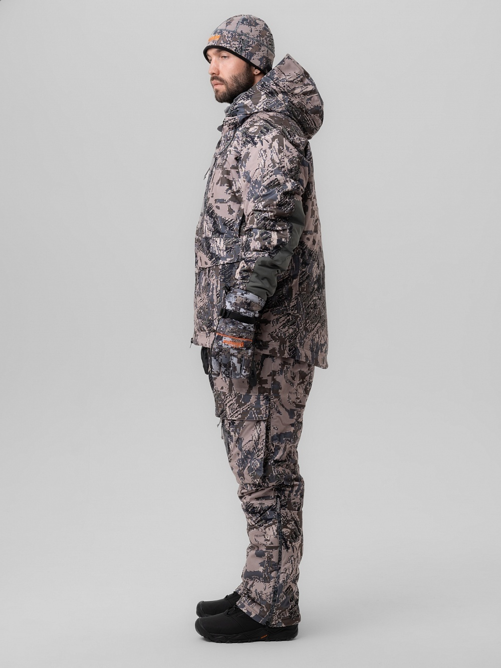 КОСТЮМ REMINGTON EDMONTON FIGURE