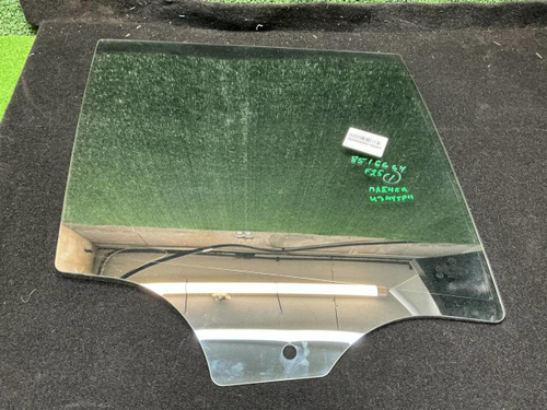 Стекло двери заднее правое BMW X3 F25 (2010-2017)