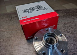 Ступица задняя с подшипником FAG