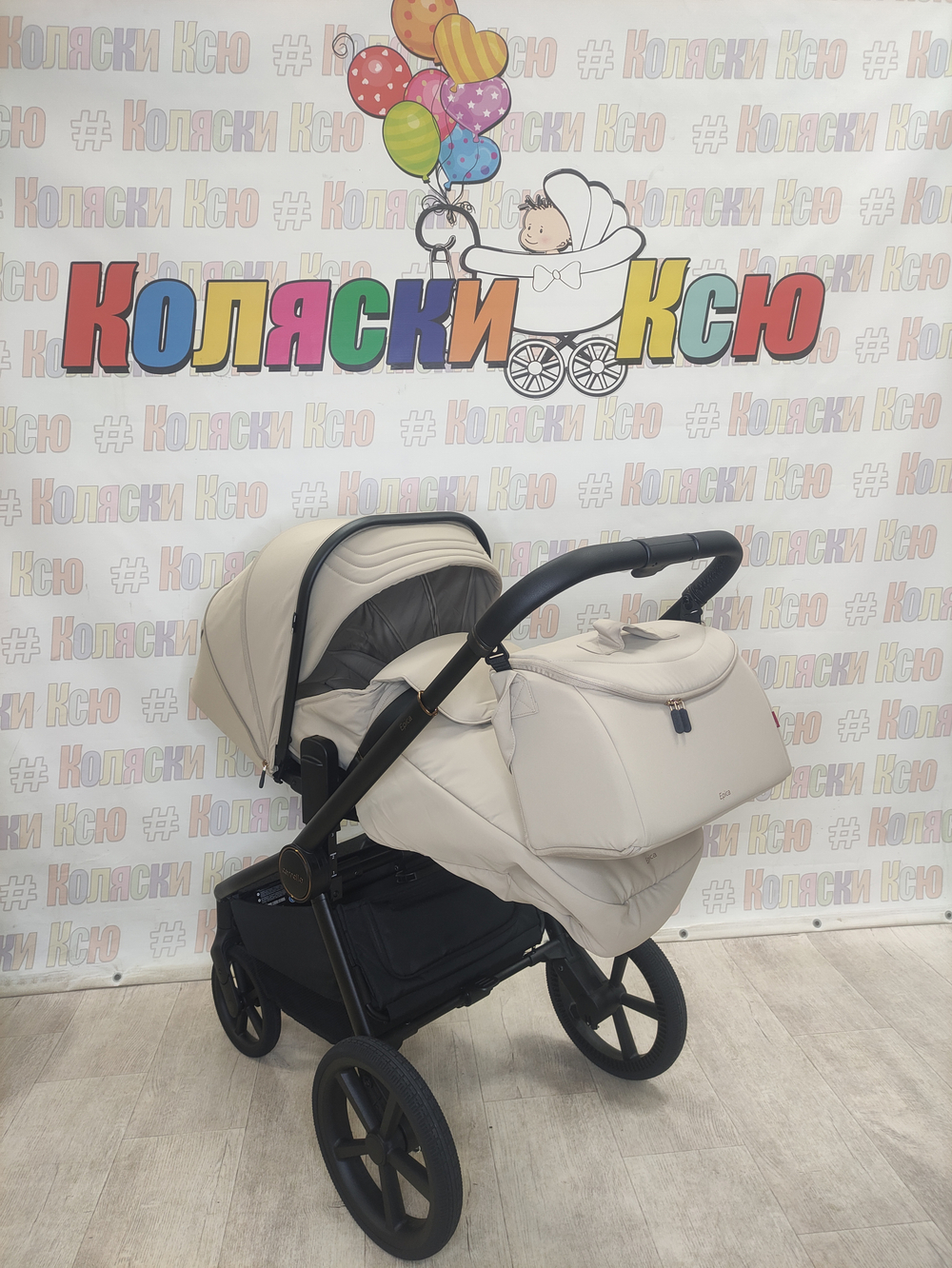 Коляска модульная Carrello Epica 2025 CRL-8510 Almond Beige