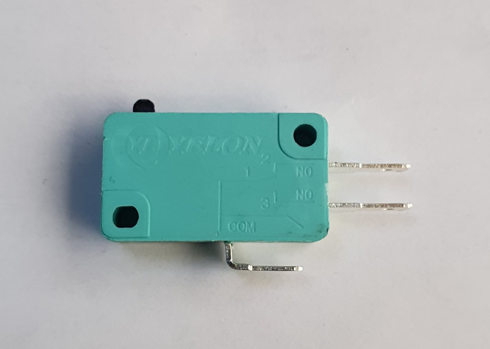 Микровыключатель 3-х конт.,16А для микроволновки Випул, Горенье