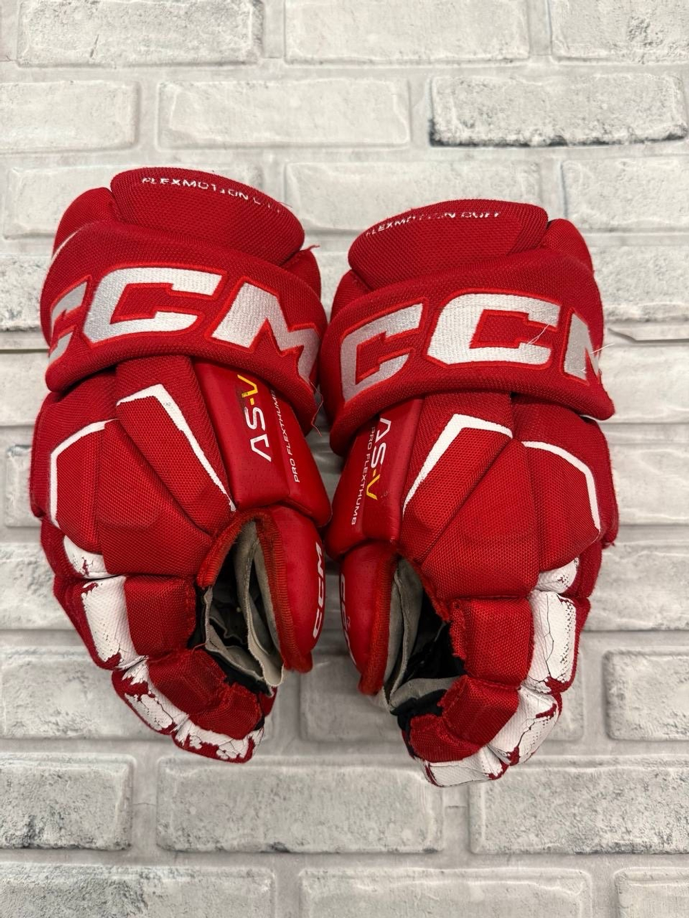 CCM tacks as v SR 14”