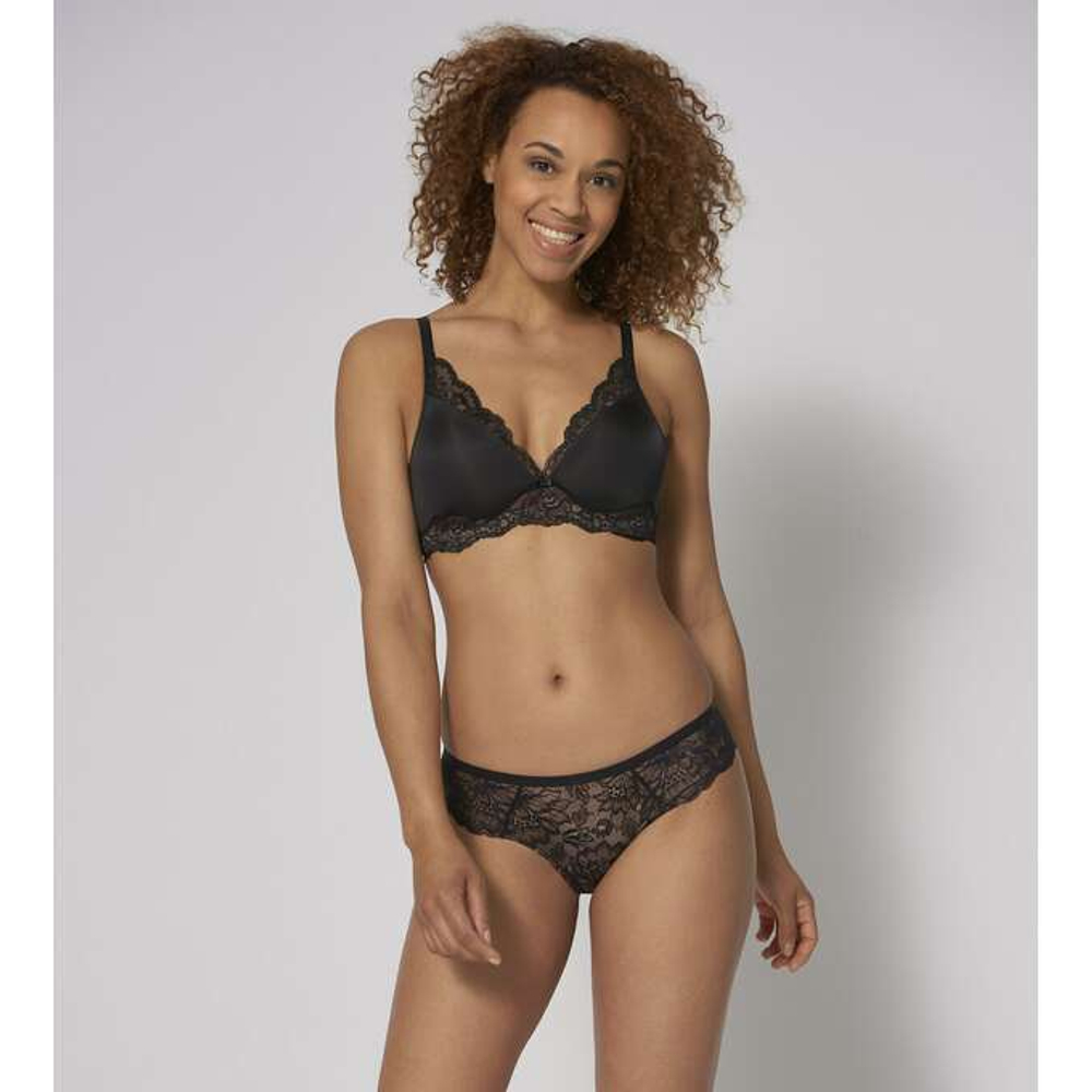 Трусы Triumph Amourette Charm Hipster String01