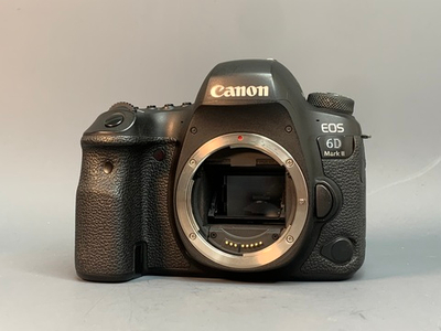 Canon EOS 6D Mark II 30.500 кадров