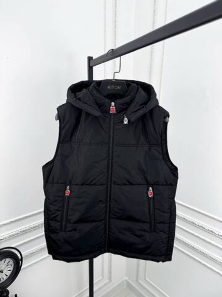 Безрукавка Kiton