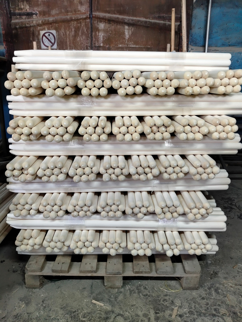 Черенок (ручка) для лопат, вил, совковых/штыковых лопат, 120см, 38 мм, 3 шт