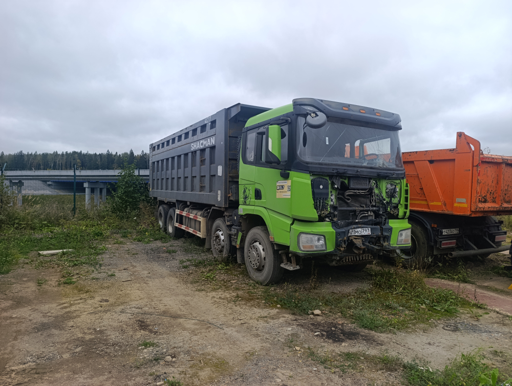 Shacman (Shaanxi) SX* 8x4 Самосвал SX331863366 (Дизельный, 12,5 л, 544 л.с., МТ)