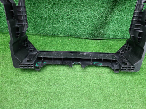 Телевизор Hongqi HS5 (2019-н.в.)