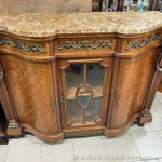 Старинный большой комод с мрамором