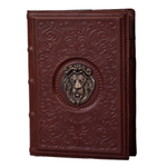 Стильный солидный коричневый подарочный недатированный ежедневник А5 российского производства ручной работы из качественной натуральной кожи с тиснением и литой латунной накладкой "Лев" А80405